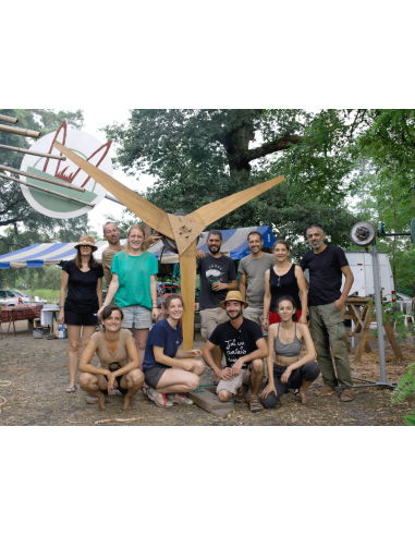 Aux Jardins de Sillac dans le Landes(40), venez apprendre à construire une éolienne!